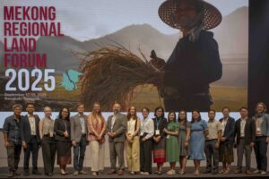 Group Photo of MRLG team at the Mekong Regional Land Forum 2025 Leonard Reyes, Sophea Pheap, Naia Webb, Khammanee Oudomdeth, Antoine Deligne, Natalie Campbell, Micah Ingalls, Brooke Bush, Le Thuy, Huynh Thi Diem Thuy, Samnang Heng​, Yee Yee Mon, Phaphone Phomvongsa, Manilay Thipahalansy, Sengthong Soukhathammavong, Annette Schramm
